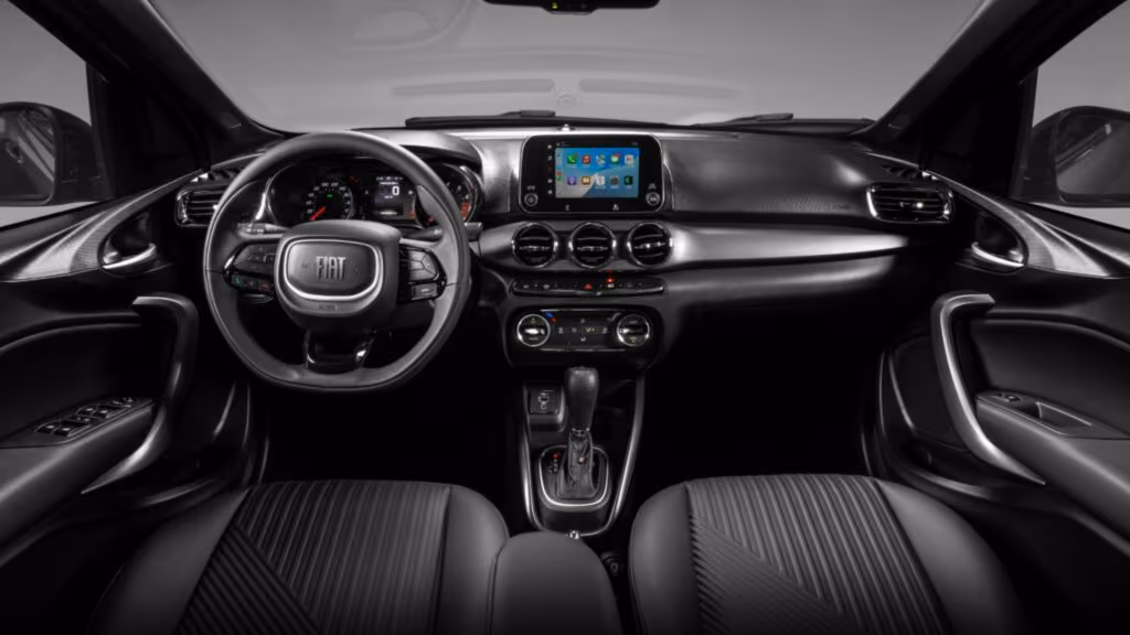 Fiat Cronos 2026 faz até 15,9 km/l e mostra por que ainda faz sentido para quem quer gastar menos