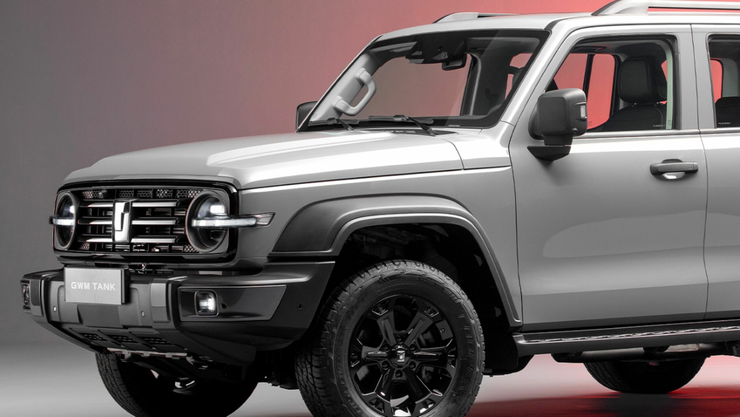 O SUV híbrido de R$ 339 mil que pode custar mais de R$ 7 mil por mês