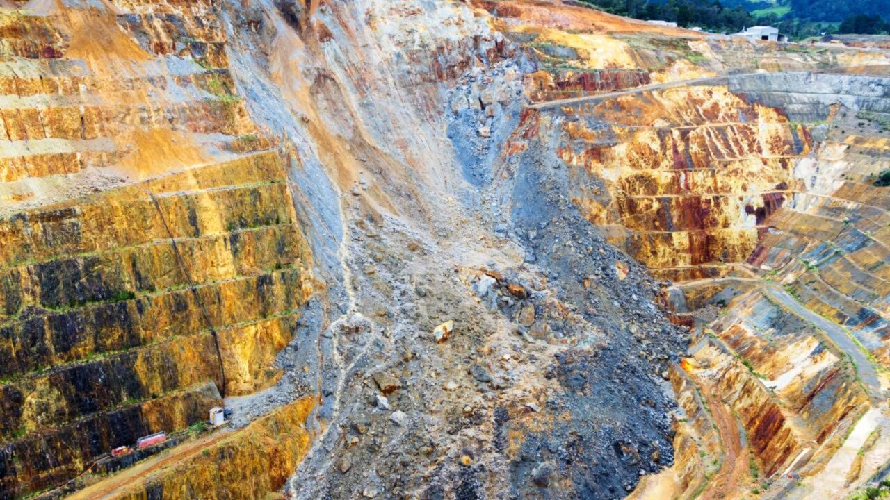 Grande jazida de ouro no valor de R$ 900 bilhões é encontrada próxima ao Brasil