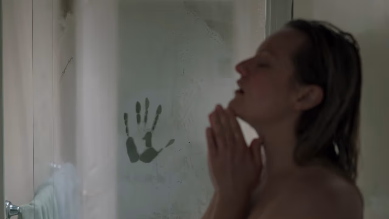 O Homem Invisível na Netflix é o suspense perturbador que mistura terror e uma mensagem incômoda