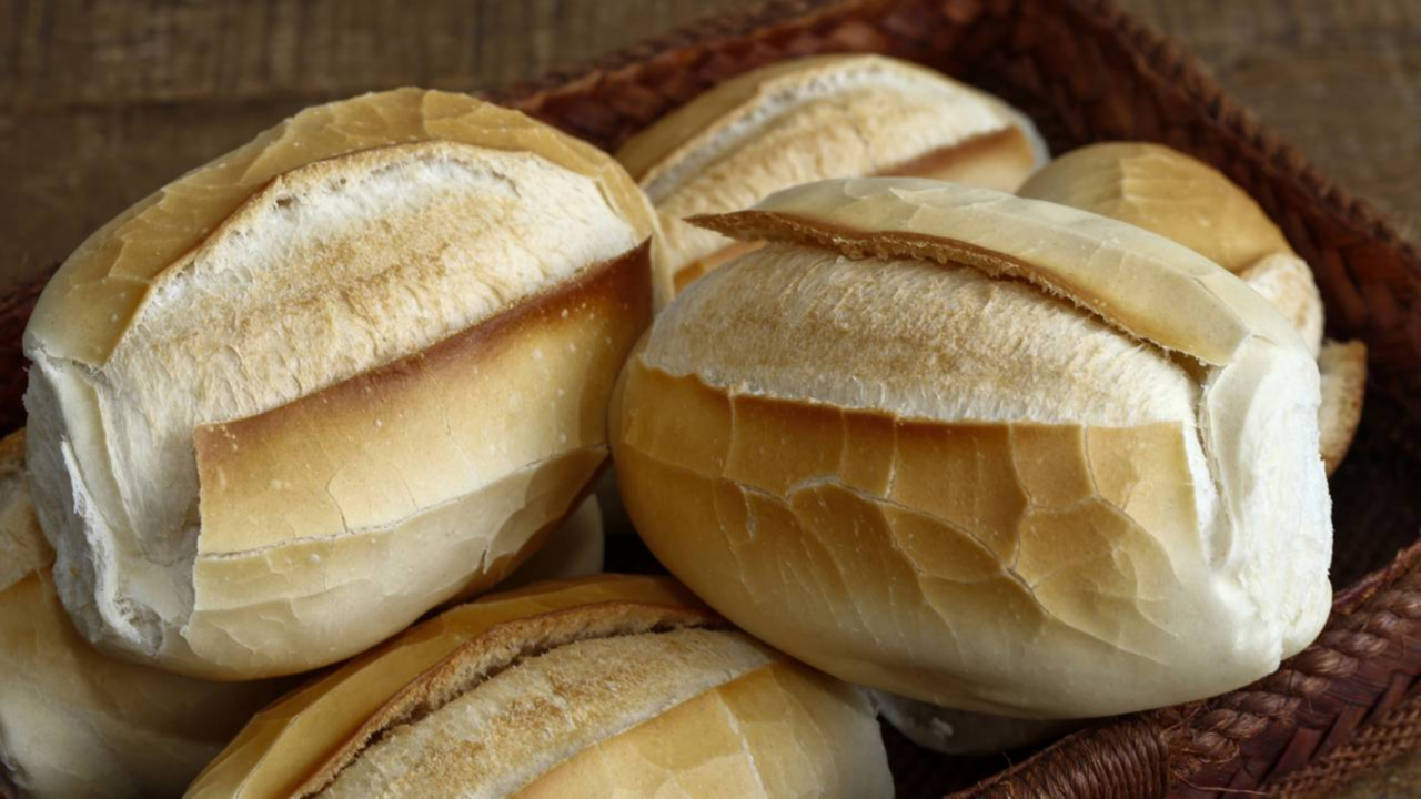 Por que o pão francês amanhece duro tão rápido