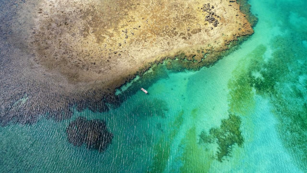Refúgio de praias quentes no Brasil escolhidas pelos argentinos tem mar calmo, clima de vila e um ritmo de vida mais lento