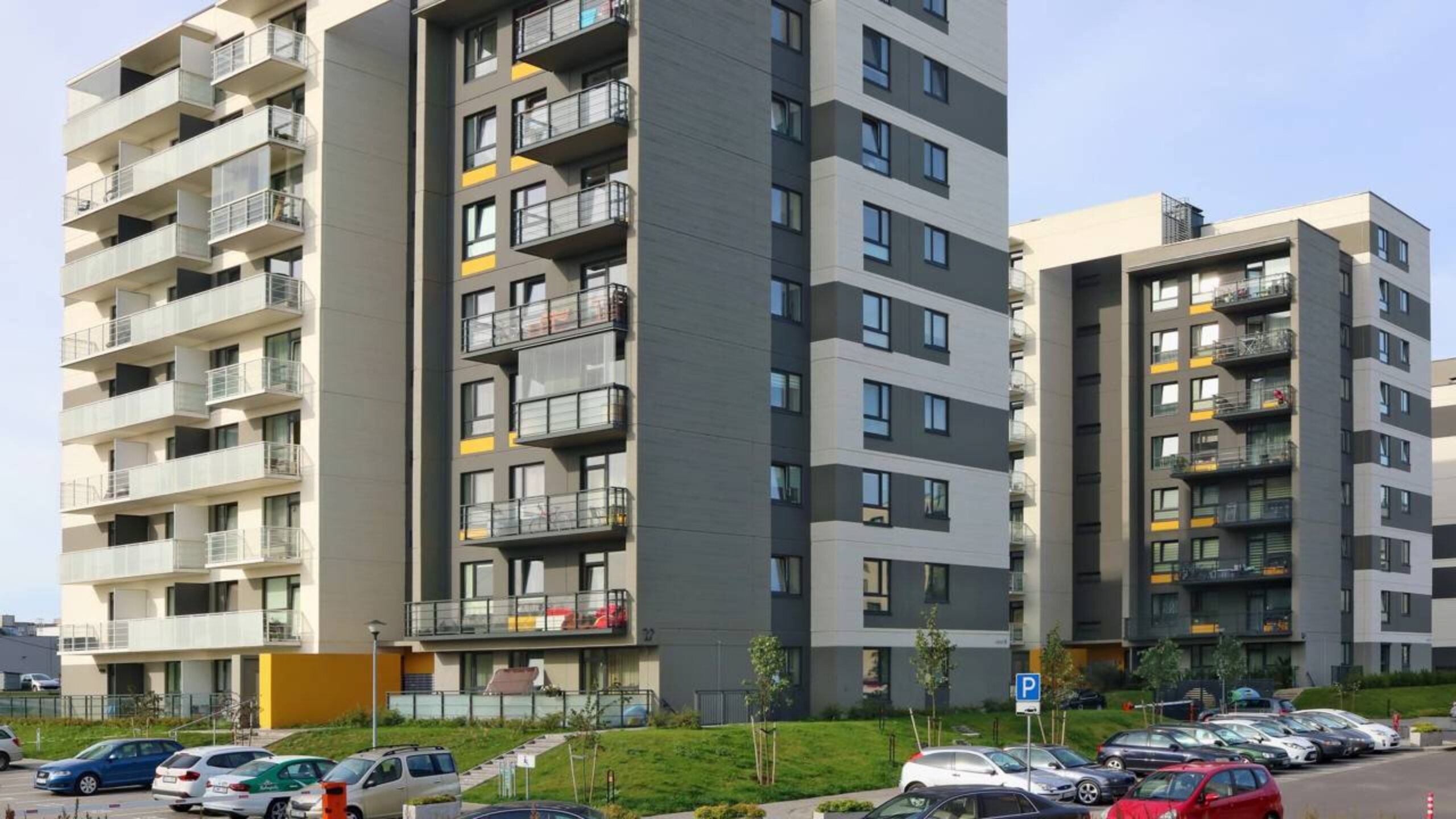 Prédio de 10 andares foi construído em 28 horas com blocos de concreto expressos e revoluciona a arquitetura mundial