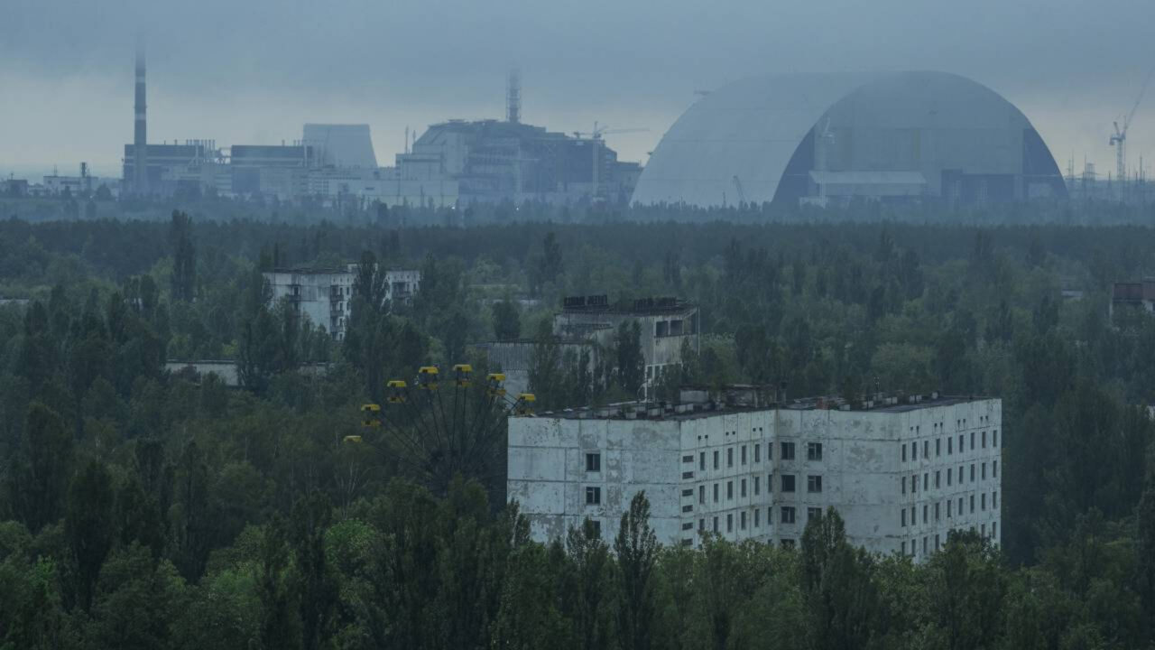 Essa cidade abandonada estranha permanece vazia, mas algo continua acontecendo por lá até hoje