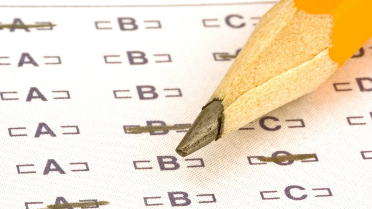 Salários vão dos R$ 600 aos R$ 23 mil - Créditos: depositphotos.com / davidagall2