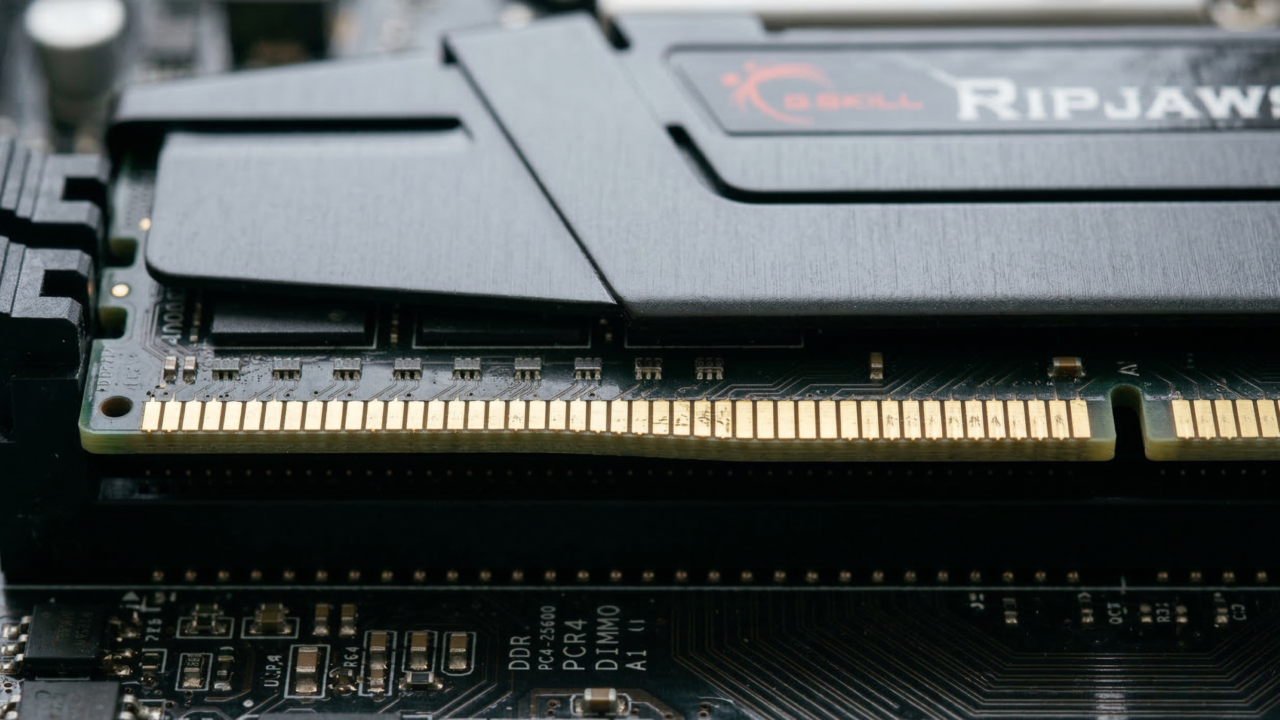 Eletrônicos usam pequenas quantidades de ouro em trilhas para maior contato elétrico