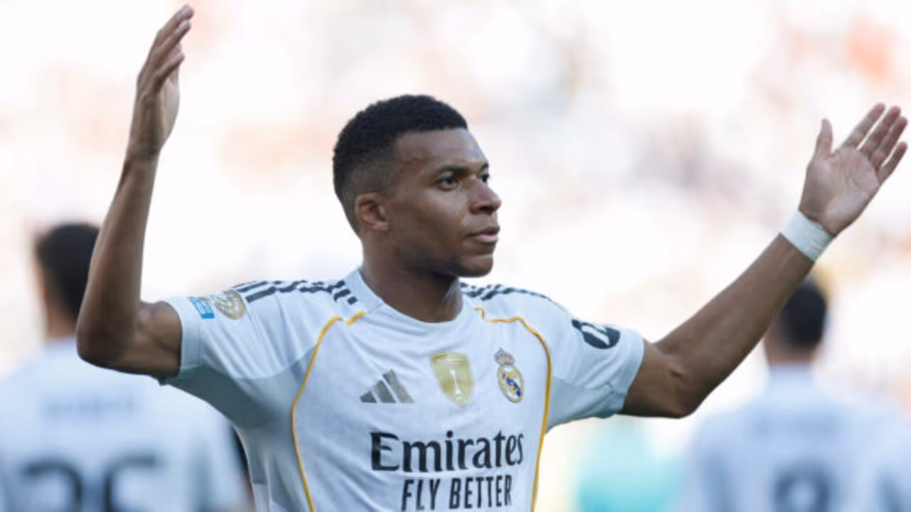 Real Madrid fez exames no joelho de Mbappé – mas errou o joelho