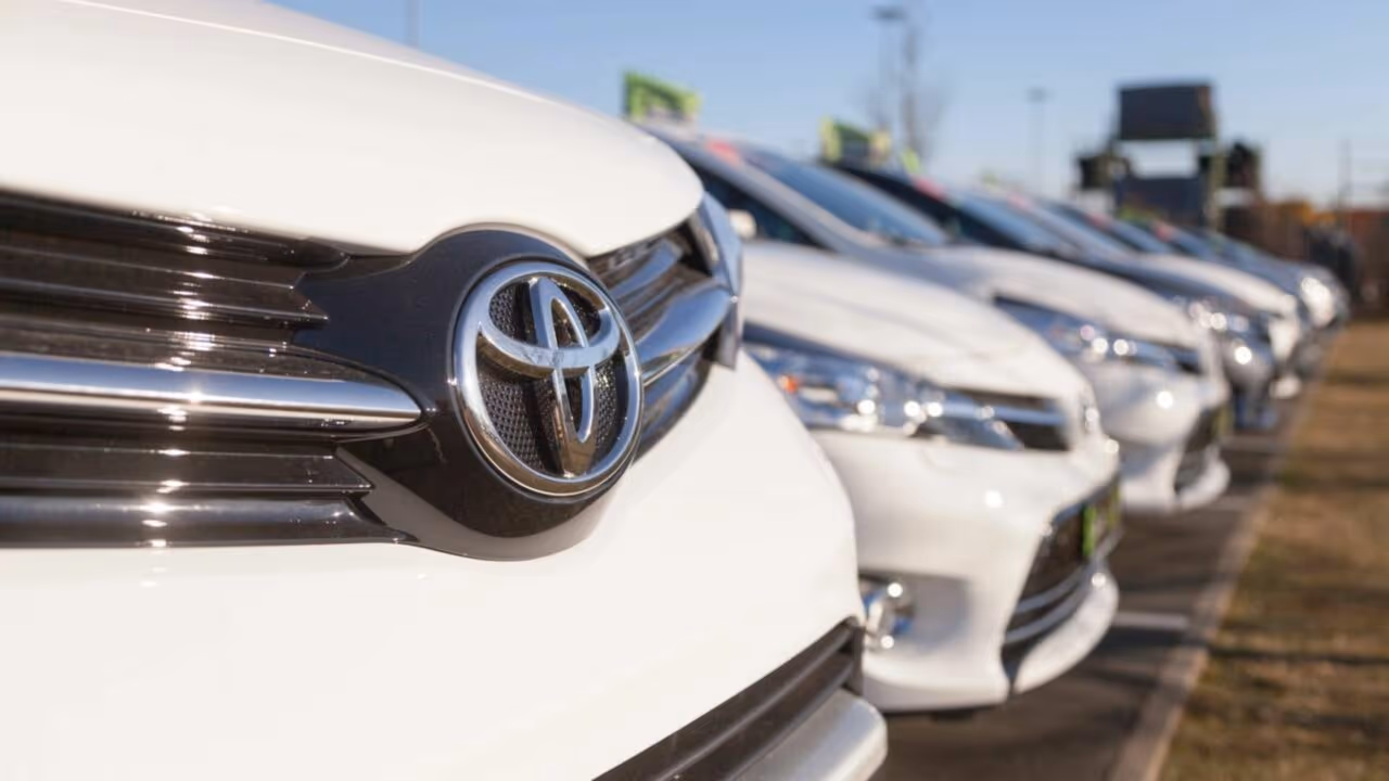 Toyota anuncia recall de 550.000 veículos e pede aos motoristas para que fiquem atentos