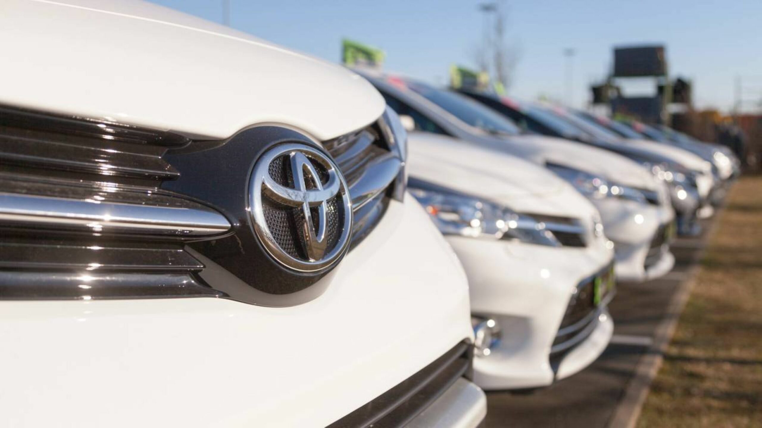 Toyota anuncia recall de 550.000 veículos e pede aos motoristas para que fiquem atentos