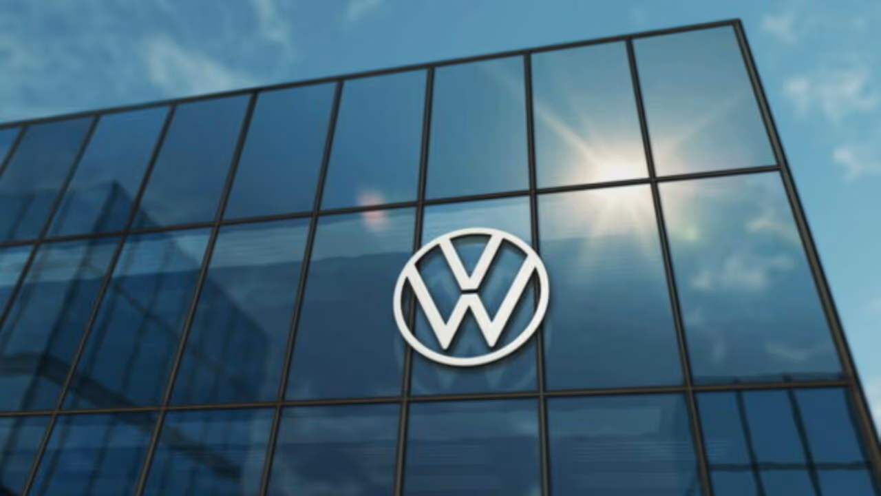 Volkswagen anuncia corte de 50 mil vagas na Alemanha