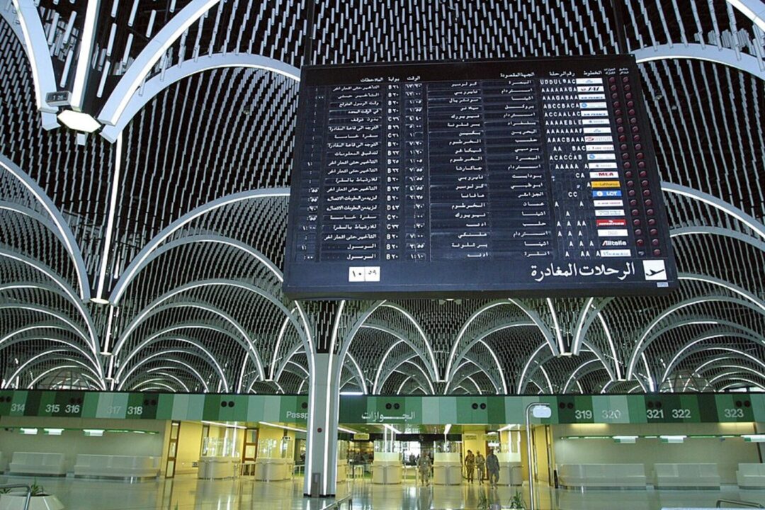 Foguetes atingem aeroporto de Bagdá