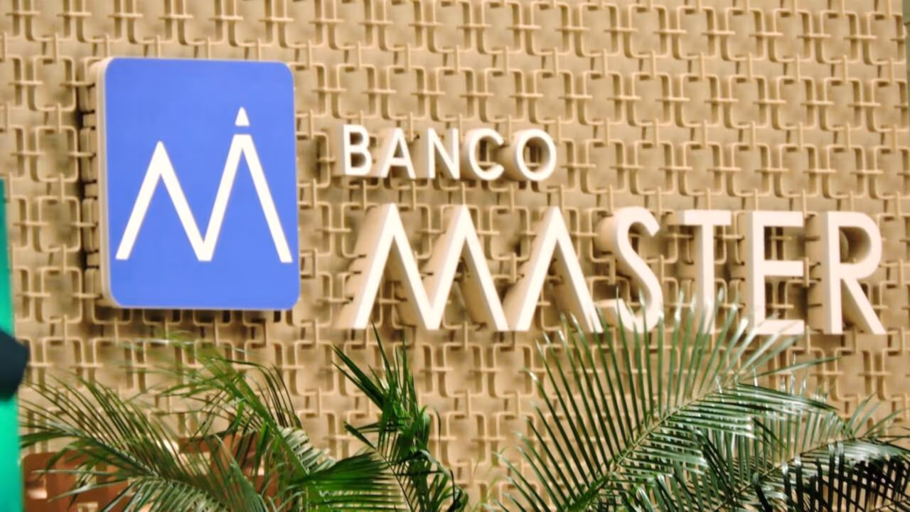 Bancos queridinhos dos brasileiros nos anos 80 que foram liquidados antes do Banco Master