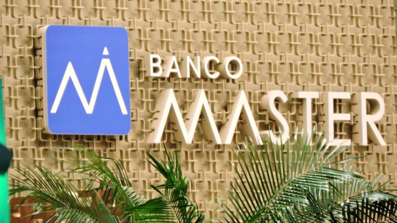 Bancos queridinhos dos brasileiros nos anos 80 que foram liquidados antes do Banco Master