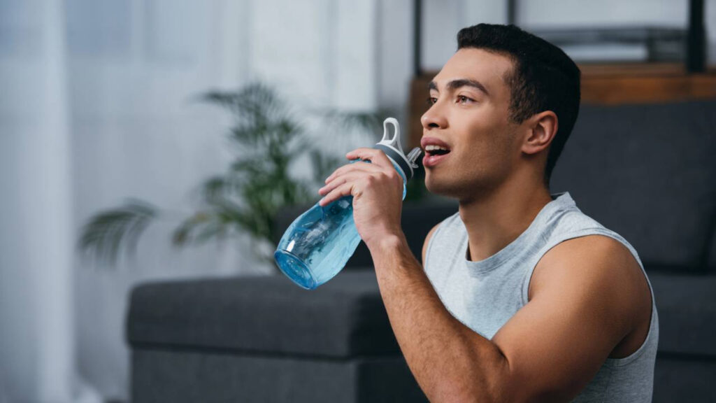 Hábitos matinais para construir músculos mais rápido e melhorar seus resultados no treino