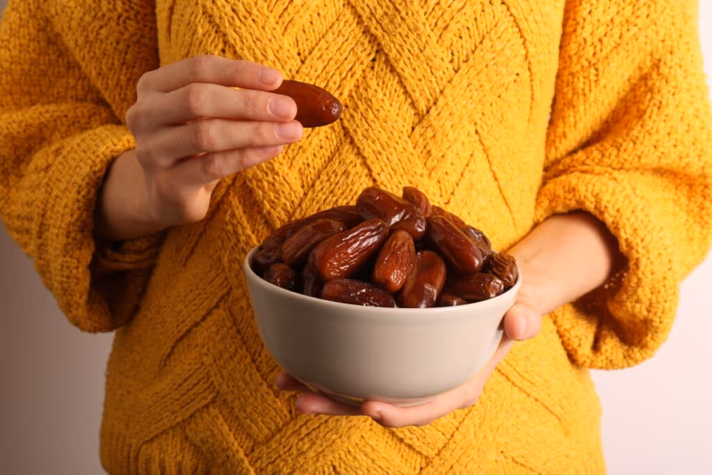 Tâmara na Páscoa: 5 benefícios da fruta para a saúde
