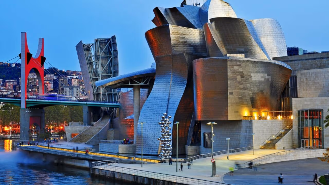 Como um museu de titânio salvou uma cidade em crise