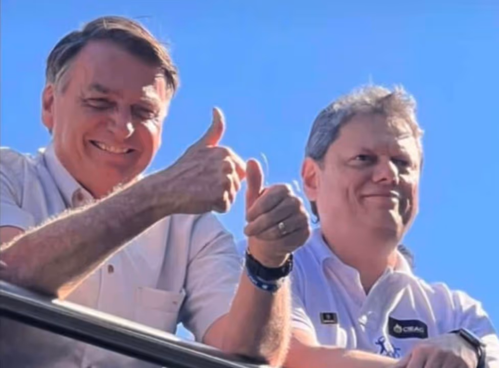 Tarcísio pede prisão domiciliar para Bolsonaro: “Questão de justiça”