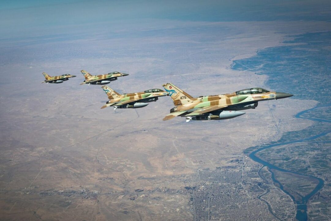 Israel ataca siderúrgicas e instalações nucleares no Irã