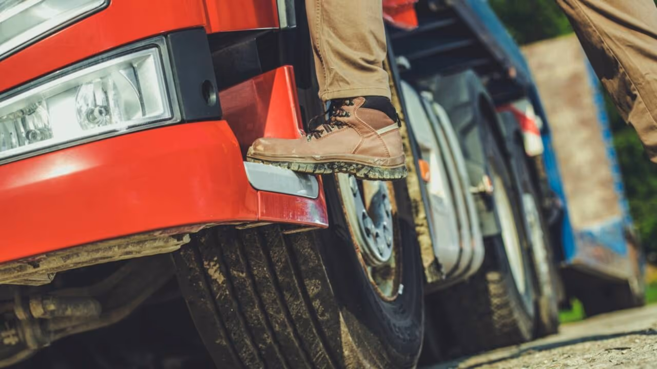 Quanto ganha um caminhoneiro no Brasil em 2026 e por que os valores mudam tanto