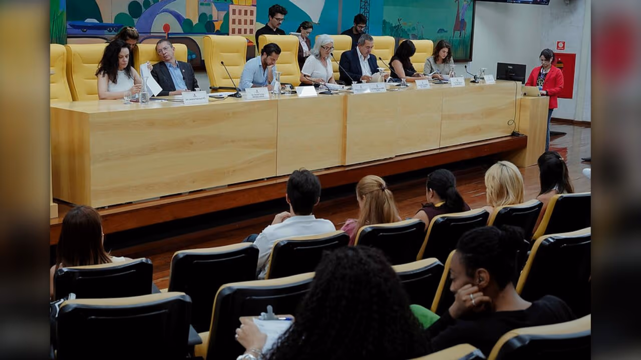 Frente “antiwoke” avança na Câmara de SP