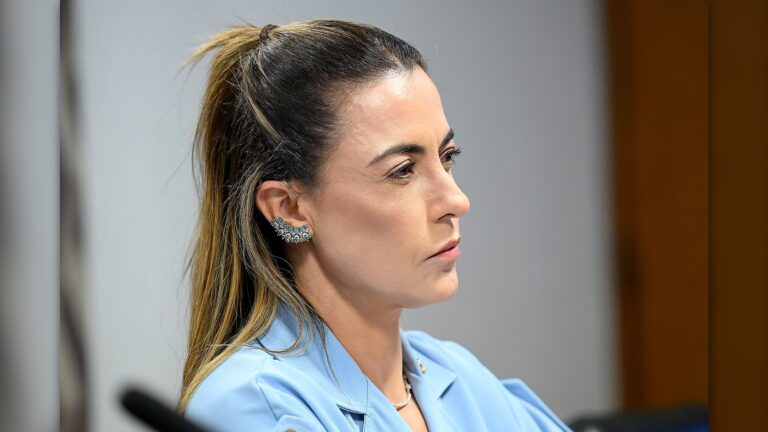 “Não temos o dever de provar nada”, diz Soraya sobre DNA envolvendo deputado