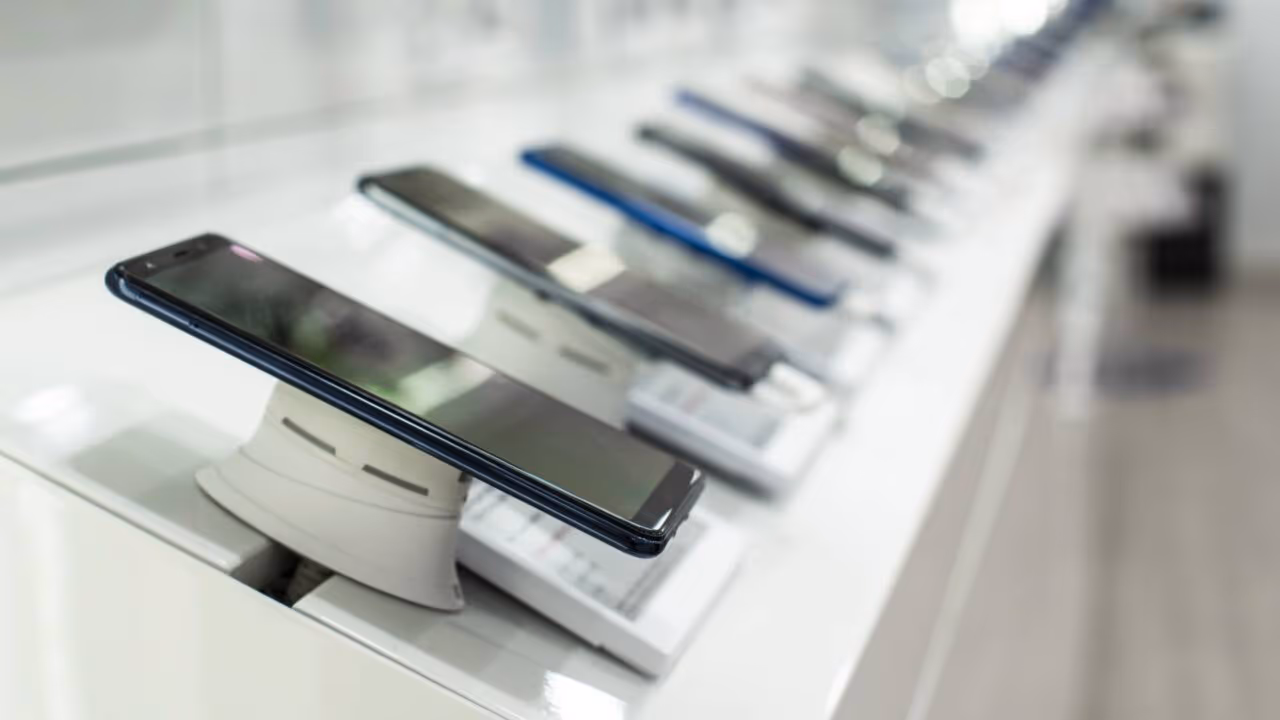 Melhores celulares custo benefício 2026 que estão surpreendendo pelo desempenho, recursos completos e preço competitivo