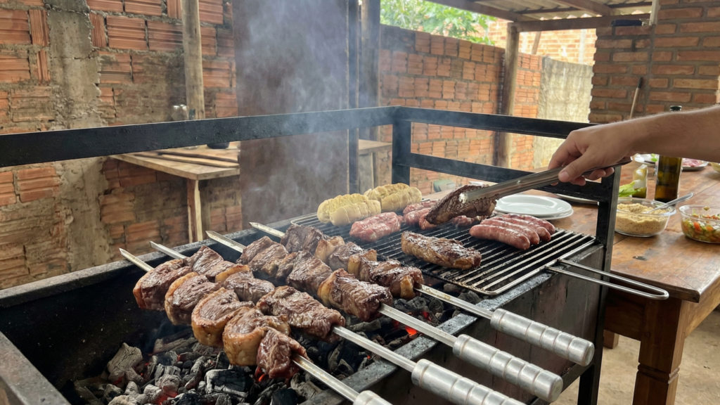 As melhores carnes baratas para churrasco e como acertar o ponto sem ressecar