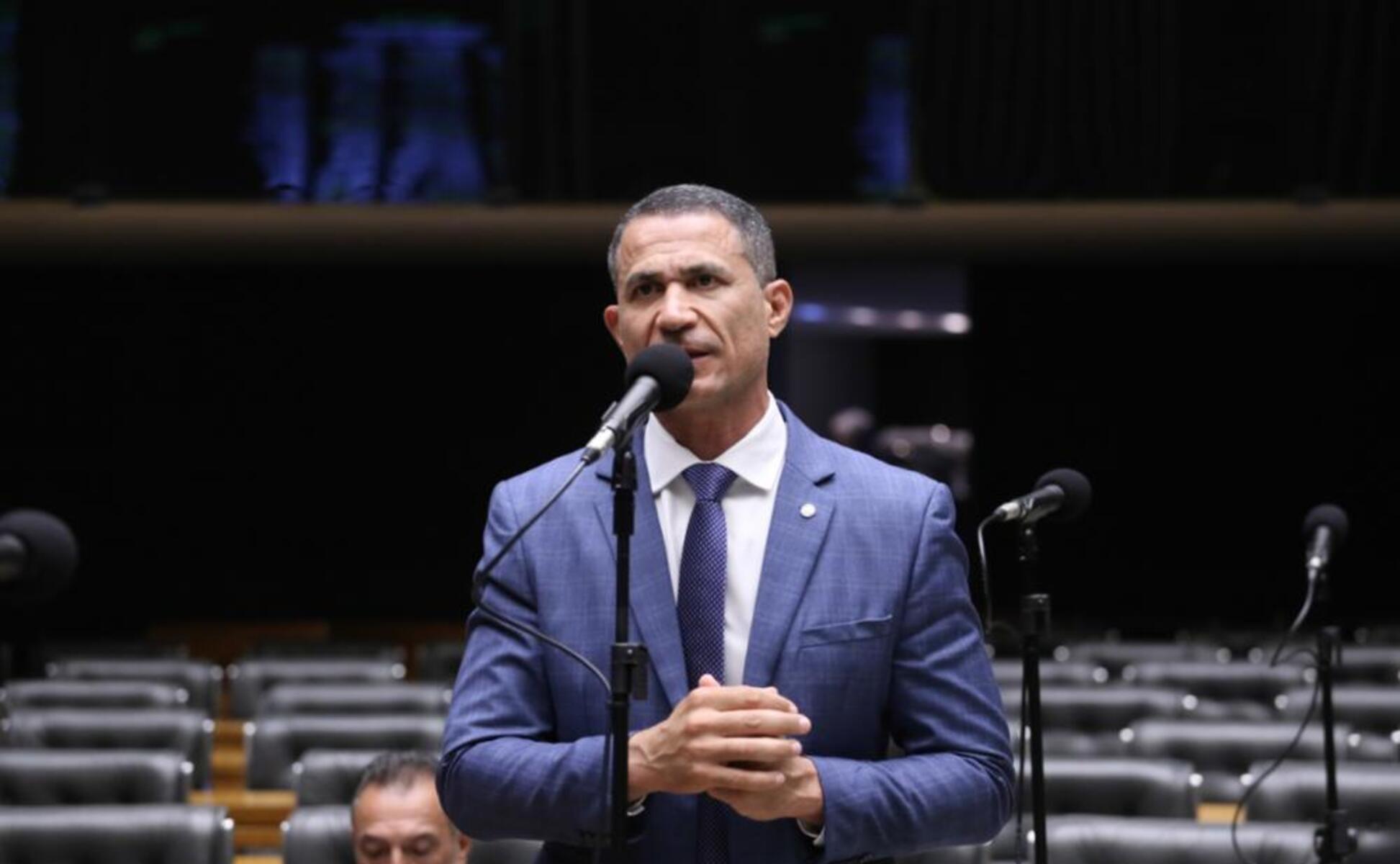 Relator deve restringir redução da maioridade penal a casos de crimes hediondos