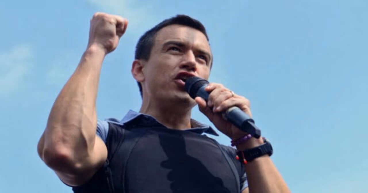 Equador e EUA bombardeiam acampamento de dissidência das FARC