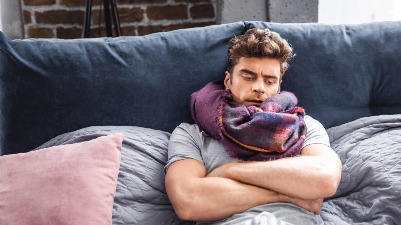 O que diz a lei sobre faltar ao trabalho por doença sem atestado e por que isso gera tanta dúvida