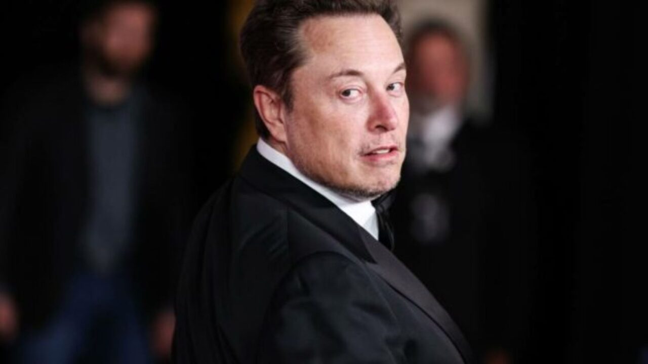 Júri condena Musk por fraude na compra do Twitter