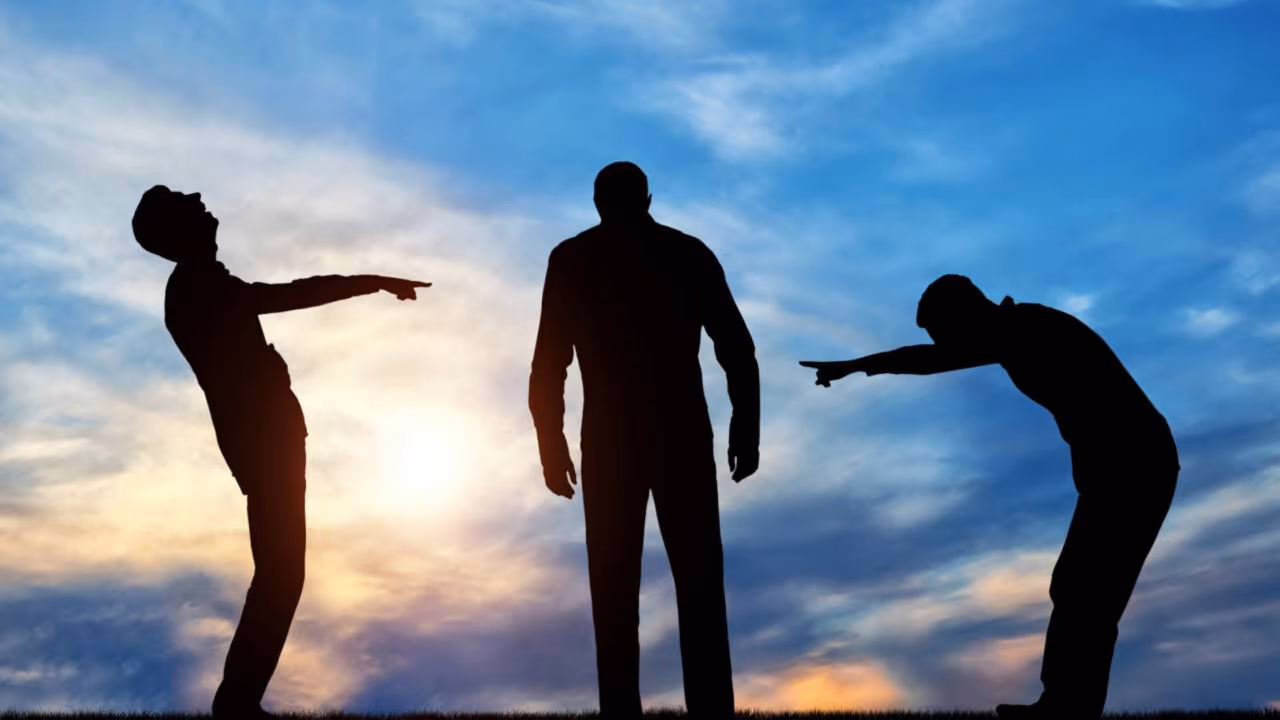 Psicologia revela atitudes que fazem as pessoas perderem o respeito por você sem você perceber