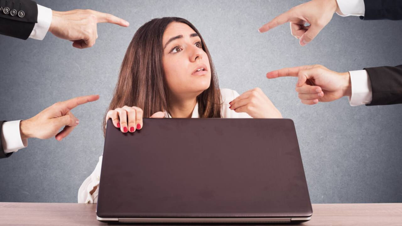 Psicologia revela atitudes que fazem as pessoas perderem o respeito por você sem você perceber