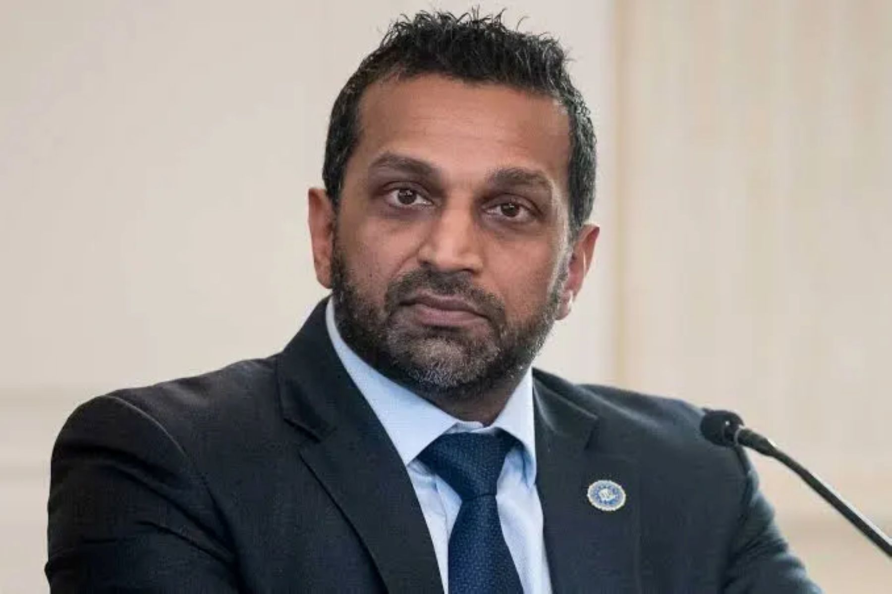 FBI confirma que diretor foi hackeado por grupo ligado ao Irã