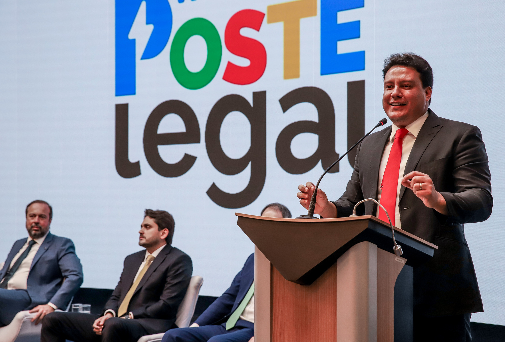 Vice-governador do MA chama pedido de afastamento de “esdrúxulo” e vai a conselho