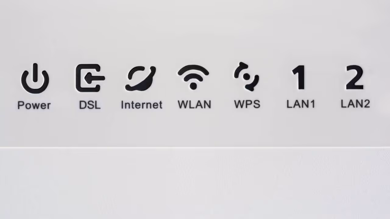 Para que servem as luzes do roteador e como elas podem revelar problemas na conexão