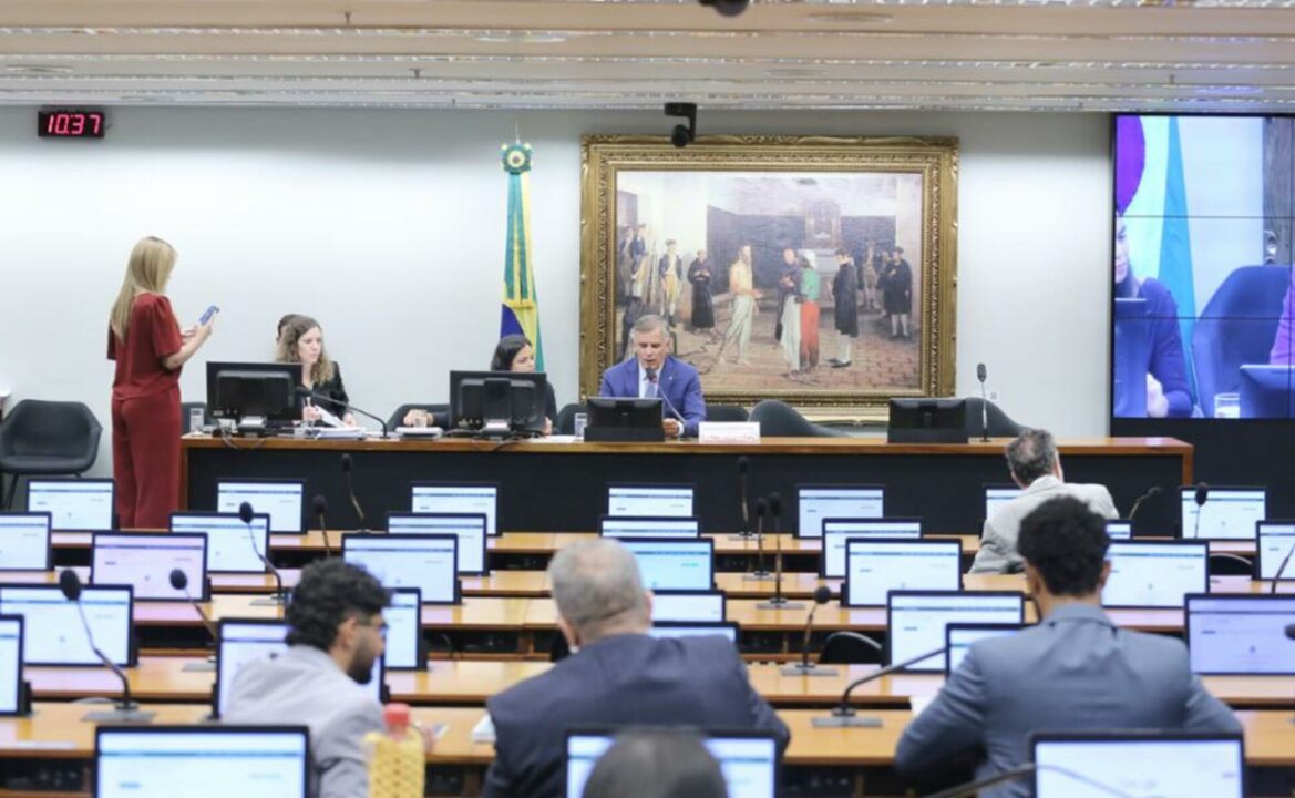 Câmara deve destravar PEC da redução da maioridade penal até abril