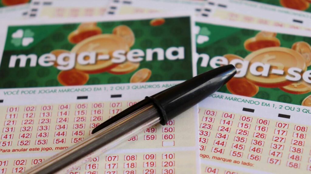 Caixa emite comunicado para quem irá apostar na Mega-Sena hoje