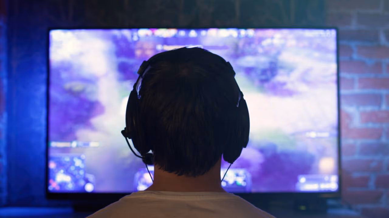 Lista dos melhores monitores gamer para comprar em 2026 que estão chamando atenção dos jogadores