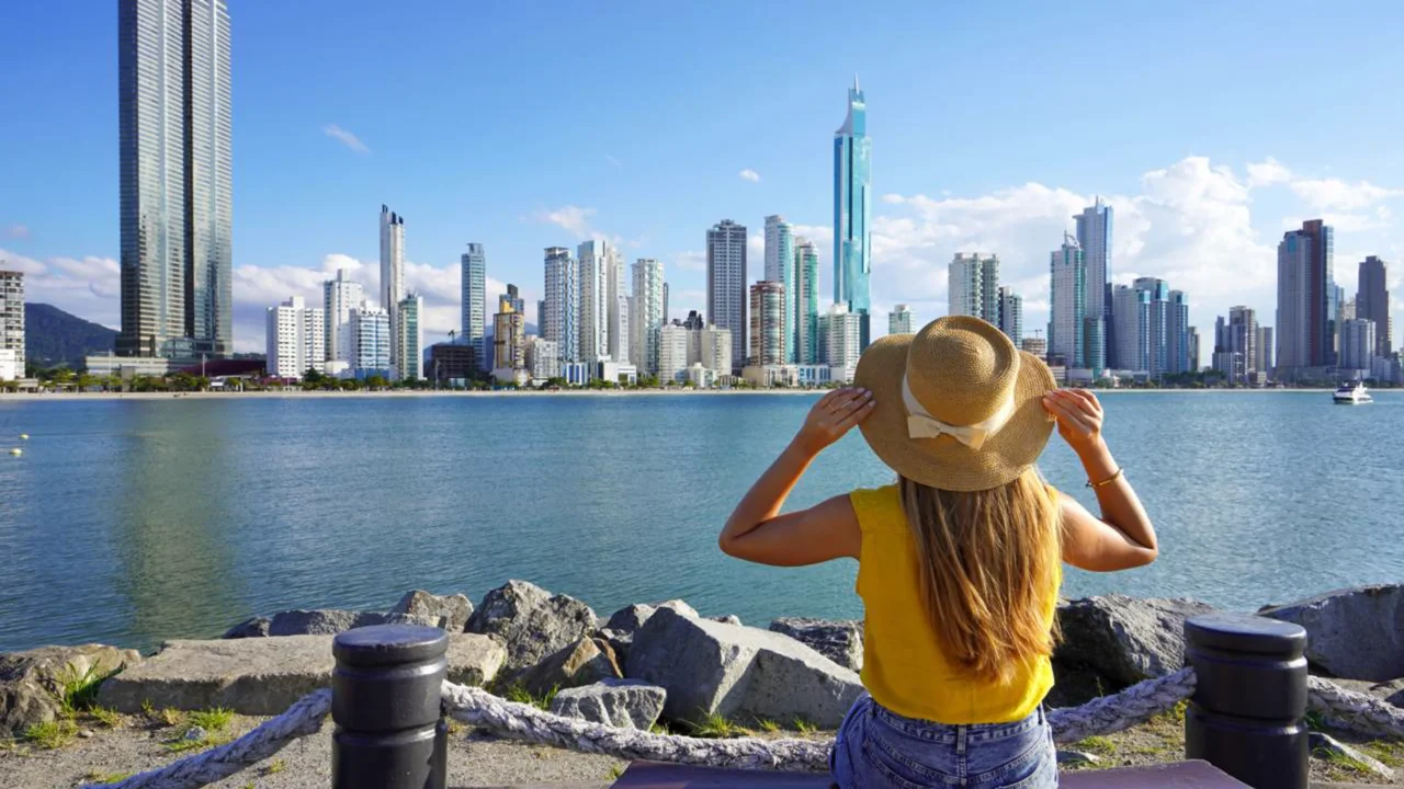 A Dubai Brasileira tem arranha-céus à beira-mar, a 4ª melhor qualidade de vida do país e um lugar entre as cidades mais desejadas do mundo