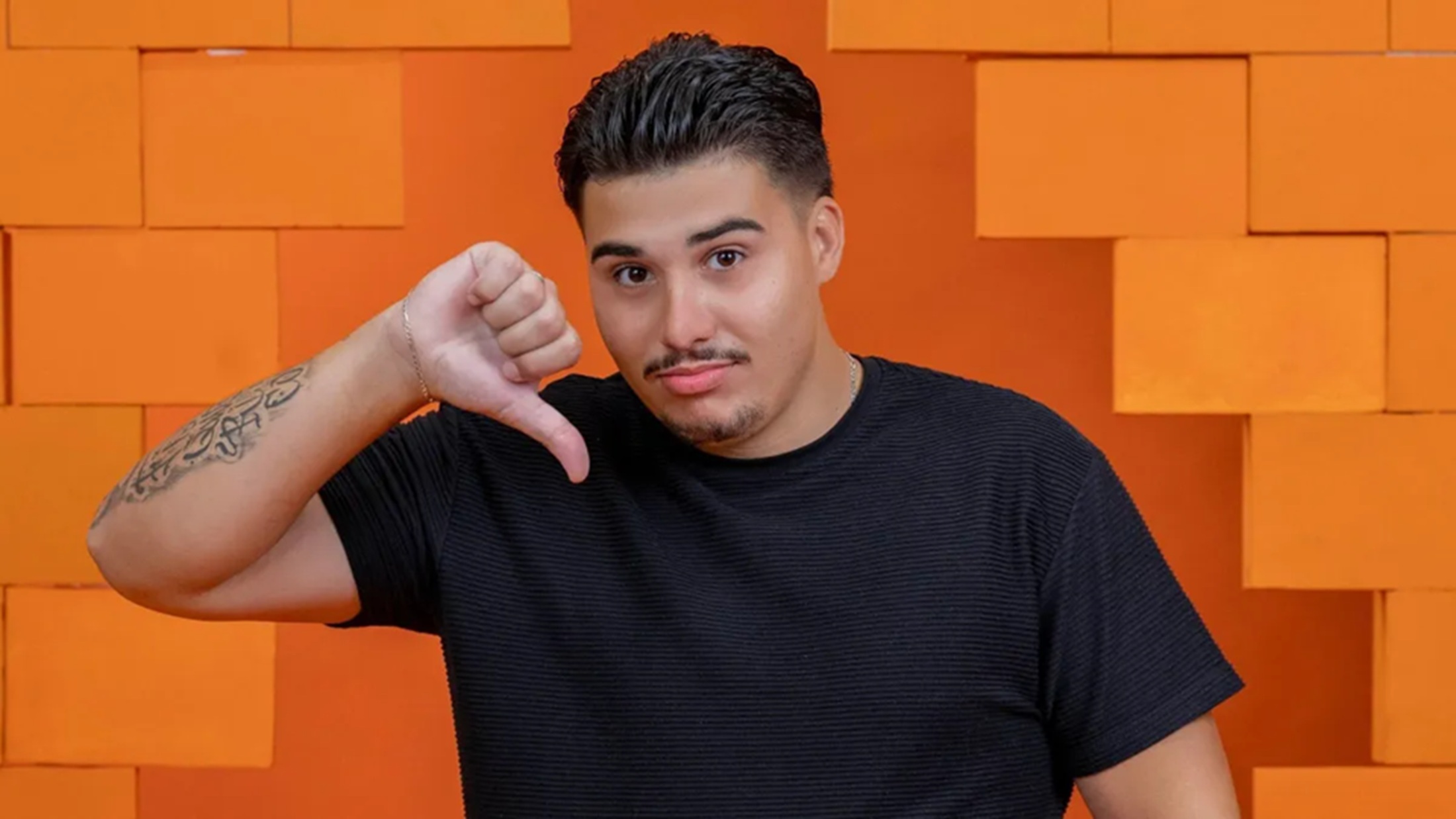 Globo quer receber R$ 1,5 milhão de ex-BBB