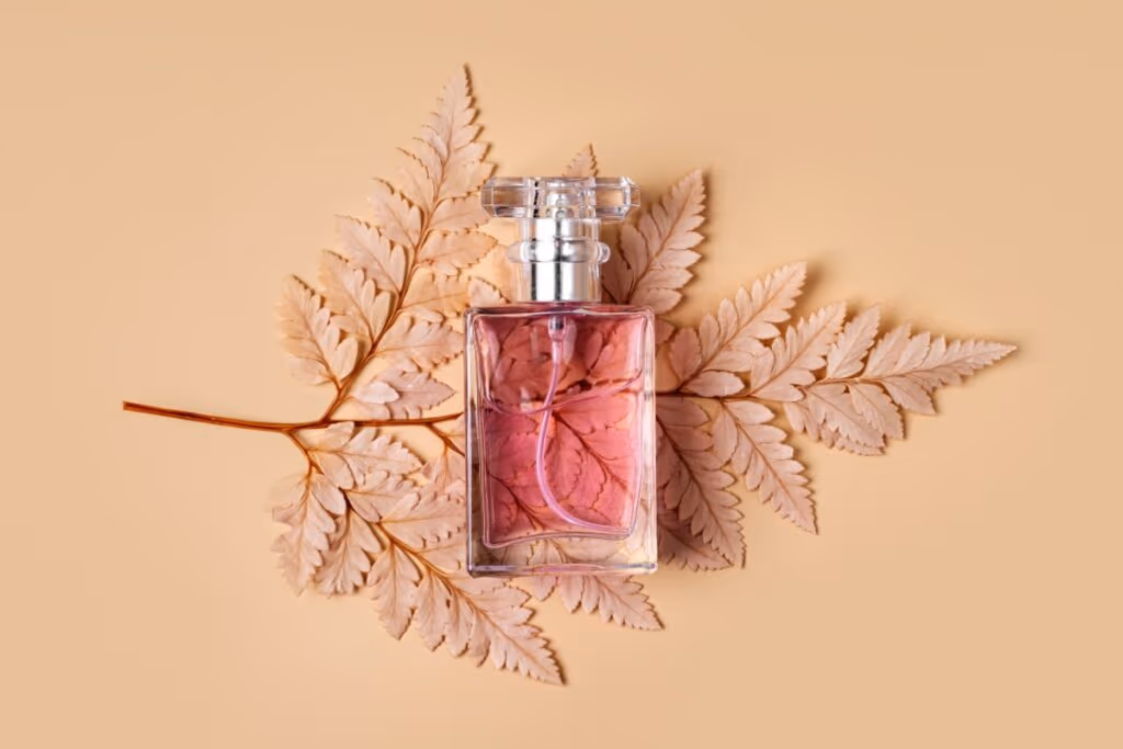 Perfume para o outono: 4 famílias olfativas ideais para a estação