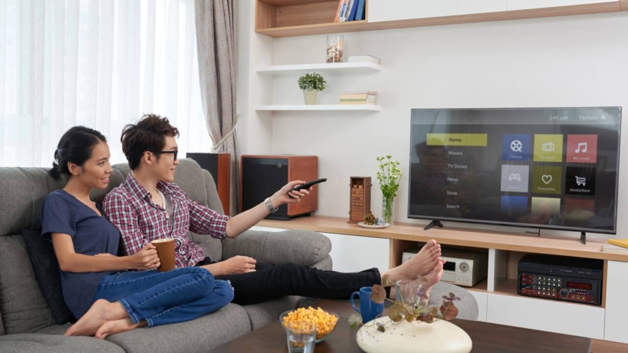 As 5 melhores smart TVs 2026 para transformar sua sala em um verdadeiro cinema
