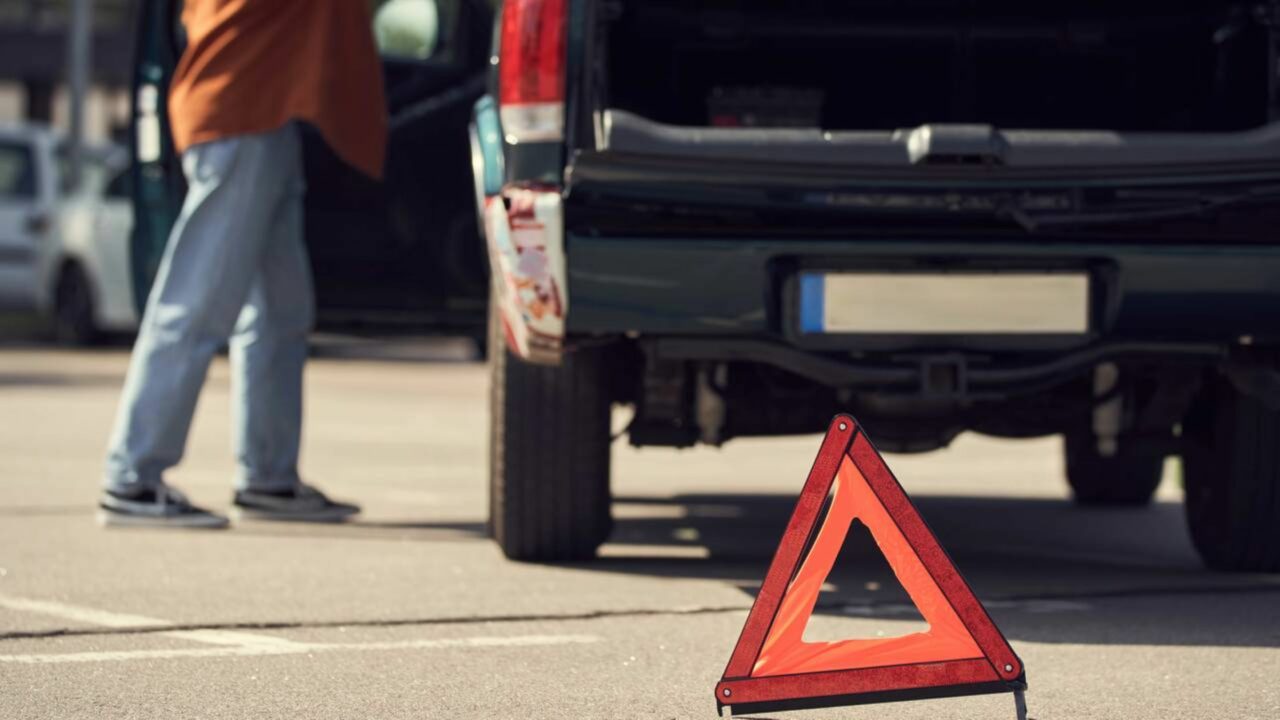 O que fazer quando o carro quebra no meio da via?