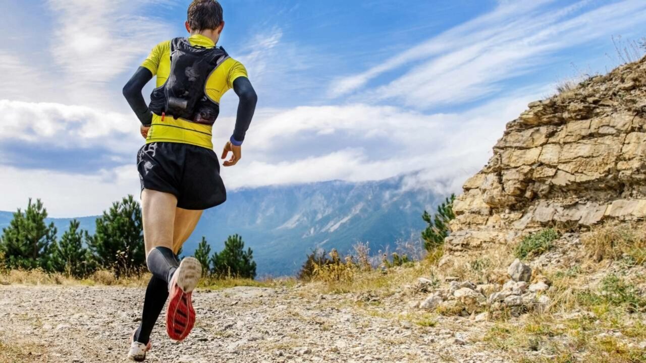 Texano de 67 inventou uma trilha e está cruzando 2.400 km para provar que ela é real