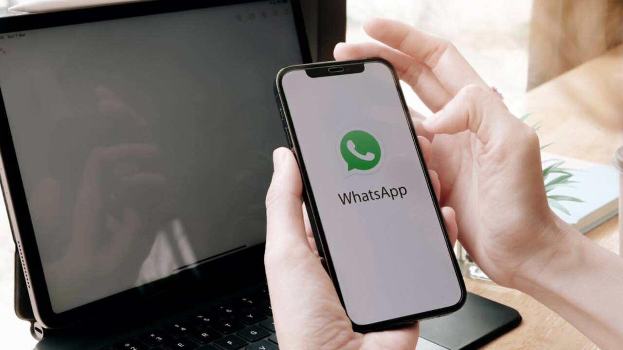 Como digitalizar documentos pelo WhatsApp usando apenas o celular