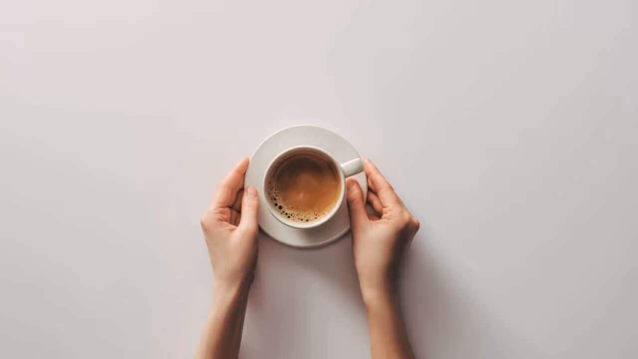 Estudo de 43 anos mostra como 2 xícaras de café podem proteger seu cérebro