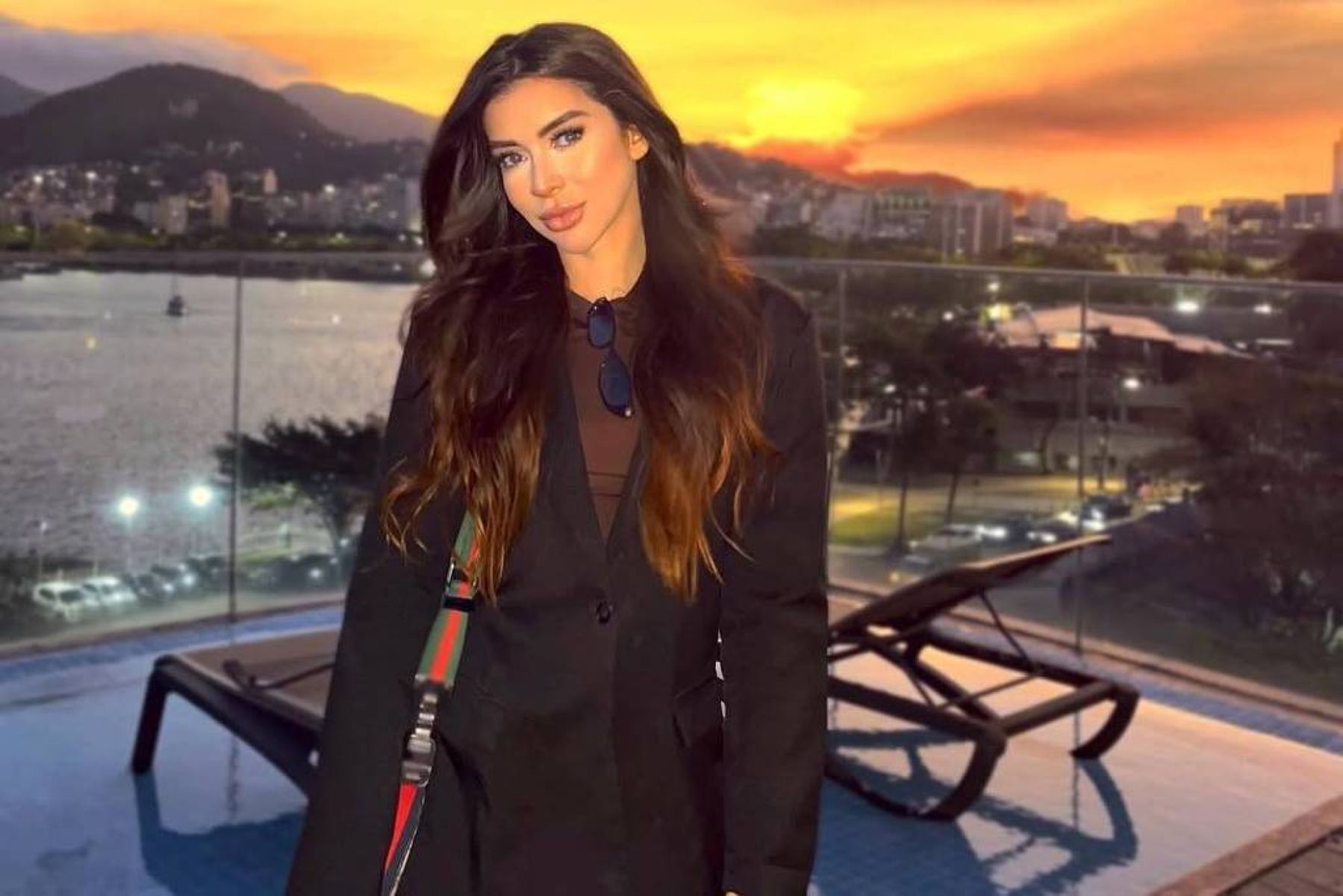 Suspeito de matar namorada no RJ comete suicídio na delegacia