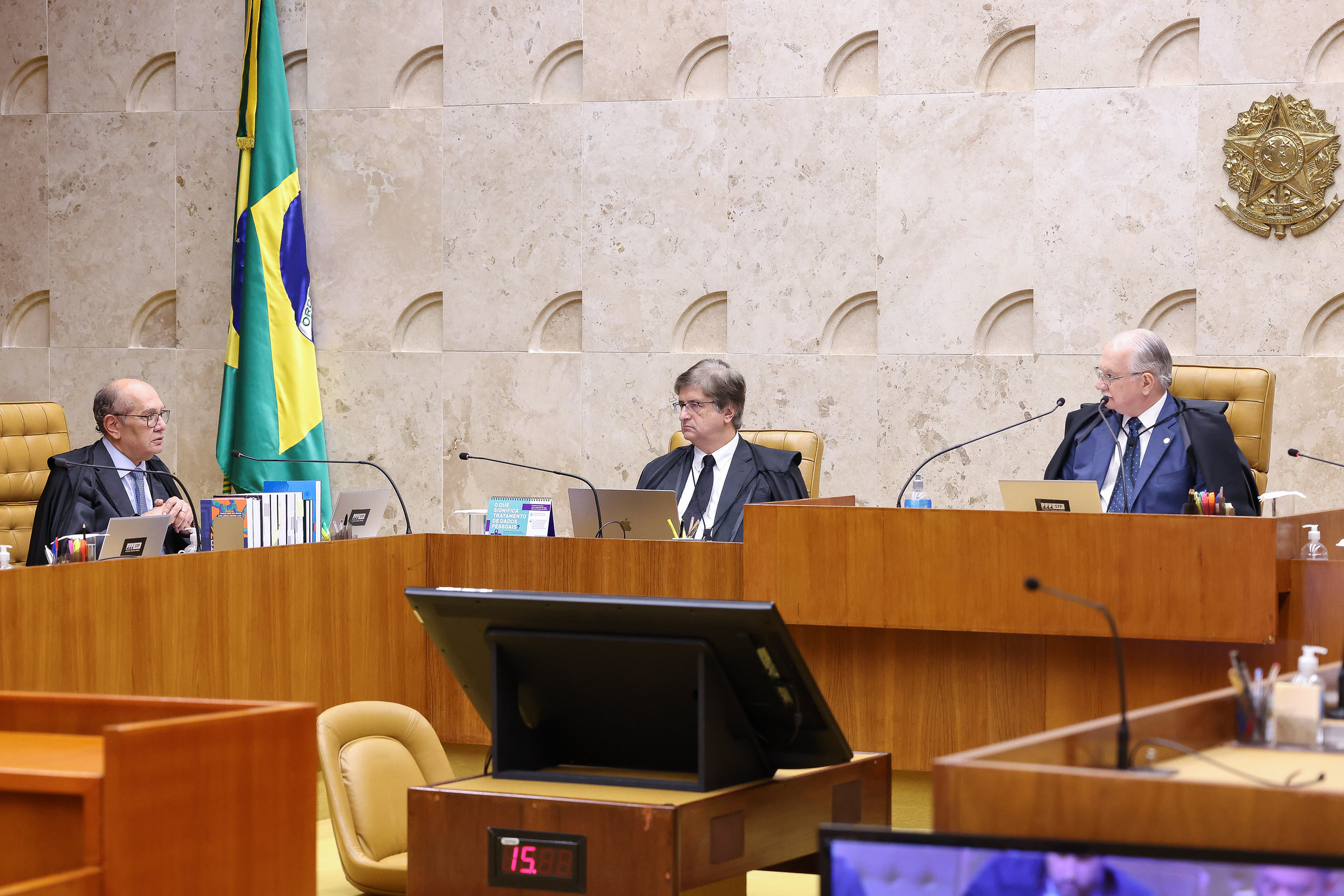 PGR arquiva investigação por homofobia contra Gilmar Mendes