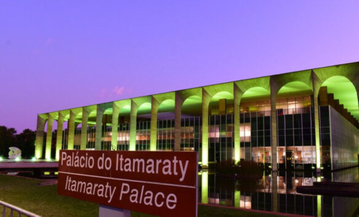 Itamaraty nega vistos a enviados de Trump para eleições